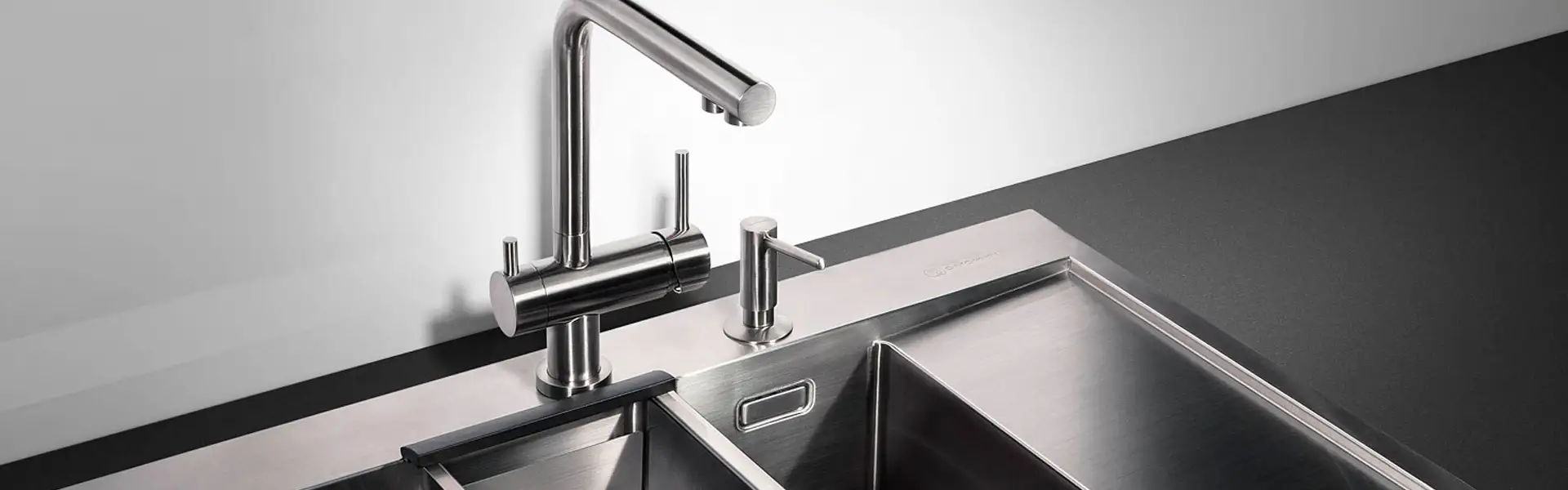 Сантехника Omoikiri на сайте официального дилера