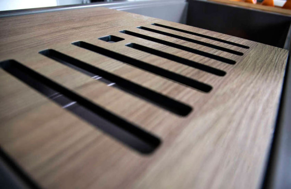 Разделочная доска Омойкири CB-KITAGAWA 86-LB Разделочная доска Omoikiri CB-KITAGAWA 86-LB