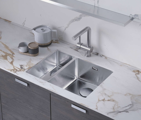 Мойка Omoikiri Taki 58-2-U/IF IN-L